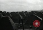Standbild USA Infanteristen Aachen Deutschland, 1944, aus Sekunde 37 historischem Filmmaterial Videoclip 65675075054