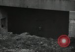 Standbild USA Infanteristen Deutschland, 1944, aus Sekunde 24 historischem Filmmaterial Videoclip 65675075055