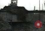 Standbild USA Infanteristen Deutschland, 1944, aus Sekunde 35 historischem Filmmaterial Videoclip 65675075055
