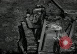 Standbild USA Infanteristen Deutschland, 1944, aus Sekunde 41 historischem Filmmaterial Videoclip 65675075055