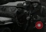 Image 9e Division véhicules Gressenich Allemagne, 1944, de la seconde 29 séquences d'archives historiques vidéo 65675075062