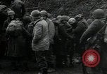 Standbild 9 Division Soldaten Gressenich Deutschland, 1944, aus Sekunde 17 historischem Filmmaterial Videoclip 65675075063