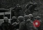 Standbild 9 Division Soldaten Gressenich Deutschland, 1944, aus Sekunde 25 historischem Filmmaterial Videoclip 65675075063