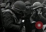 Standbild 9 Division Soldaten Gressenich Deutschland, 1944, aus Sekunde 53 historischem Filmmaterial Videoclip 65675075063
