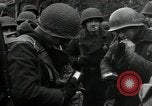 Standbild 9 Division Soldaten Gressenich Deutschland, 1944, aus Sekunde 54 historischem Filmmaterial Videoclip 65675075063