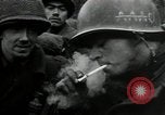 Standbild 9 Division Soldaten Gressenich Deutschland, 1944, aus Sekunde 60 historischem Filmmaterial Videoclip 65675075063