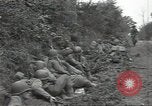 Standbild USA Infanteristen Marigny Frankreich, 1944, aus Sekunde 31 historischem Filmmaterial Videoclip 65675075089