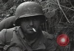Standbild USA Infanteristen Marigny Frankreich, 1944, aus Sekunde 37 historischem Filmmaterial Videoclip 65675075089