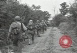 Standbild USA Infanteristen Marigny Frankreich, 1944, aus Sekunde 45 historischem Filmmaterial Videoclip 65675075089