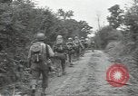Standbild USA Infanteristen Marigny Frankreich, 1944, aus Sekunde 46 historischem Filmmaterial Videoclip 65675075089