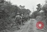 Standbild USA Infanteristen Marigny Frankreich, 1944, aus Sekunde 48 historischem Filmmaterial Videoclip 65675075089