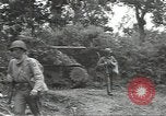 Standbild USA Infanteristen Marigny Frankreich, 1944, aus Sekunde 58 historischem Filmmaterial Videoclip 65675075089