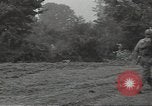 Standbild USA Infanteristen Marigny Frankreich, 1944, aus Sekunde 19 historischem Filmmaterial Videoclip 65675075090