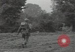 Standbild USA Infanteristen Marigny Frankreich, 1944, aus Sekunde 23 historischem Filmmaterial Videoclip 65675075090