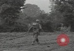 Standbild USA Infanteristen Marigny Frankreich, 1944, aus Sekunde 24 historischem Filmmaterial Videoclip 65675075090