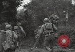Standbild USA Infanteristen Marigny Frankreich, 1944, aus Sekunde 37 historischem Filmmaterial Videoclip 65675075090