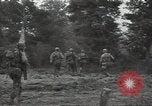 Standbild USA Infanteristen Marigny Frankreich, 1944, aus Sekunde 47 historischem Filmmaterial Videoclip 65675075090