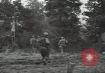 Standbild USA Infanteristen Marigny Frankreich, 1944, aus Sekunde 50 historischem Filmmaterial Videoclip 65675075090