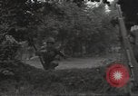 Standbild USA Infanteristen Marigny Frankreich, 1944, aus Sekunde 4 historischem Filmmaterial Videoclip 65675075091