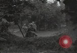 Standbild USA Infanteristen Marigny Frankreich, 1944, aus Sekunde 19 historischem Filmmaterial Videoclip 65675075091