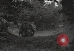 Standbild USA Infanteristen Marigny Frankreich, 1944, aus Sekunde 20 historischem Filmmaterial Videoclip 65675075091