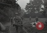 Standbild USA Infanteristen Marigny Frankreich, 1944, aus Sekunde 31 historischem Filmmaterial Videoclip 65675075091