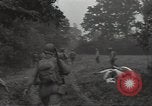 Standbild USA Infanteristen Marigny Frankreich, 1944, aus Sekunde 33 historischem Filmmaterial Videoclip 65675075091