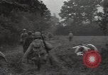 Standbild USA Infanteristen Marigny Frankreich, 1944, aus Sekunde 37 historischem Filmmaterial Videoclip 65675075091