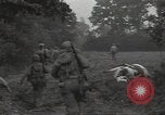 Standbild USA Infanteristen Marigny Frankreich, 1944, aus Sekunde 40 historischem Filmmaterial Videoclip 65675075091