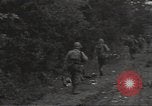 Standbild USA Infanteristen Marigny Frankreich, 1944, aus Sekunde 46 historischem Filmmaterial Videoclip 65675075091