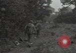 Standbild USA Infanteristen Marigny Frankreich, 1944, aus Sekunde 62 historischem Filmmaterial Videoclip 65675075091