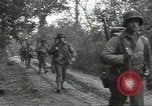 Standbild USA Infanteristen Marigny Frankreich, 1944, aus Sekunde 40 historischem Filmmaterial Videoclip 65675075092