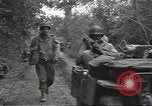 Standbild USA Infanteristen Marigny Frankreich, 1944, aus Sekunde 59 historischem Filmmaterial Videoclip 65675075092