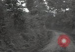 Standbild USA Infanteristen Marigny Frankreich, 1944, aus Sekunde 21 historischem Filmmaterial Videoclip 65675075093