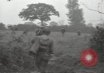 Standbild USA Infanteristen Marigny Frankreich, 1944, aus Sekunde 23 historischem Filmmaterial Videoclip 65675075093
