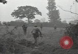 Standbild USA Infanteristen Marigny Frankreich, 1944, aus Sekunde 29 historischem Filmmaterial Videoclip 65675075093
