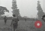 Standbild USA Infanteristen Marigny Frankreich, 1944, aus Sekunde 37 historischem Filmmaterial Videoclip 65675075093