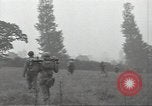 Standbild USA Infanteristen Marigny Frankreich, 1944, aus Sekunde 42 historischem Filmmaterial Videoclip 65675075093
