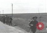 Image les troupes britanniques CAEN France, 1944, de la seconde 8 séquences d'archives historiques vidéo 65675075100