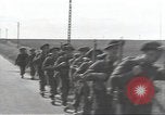 Image les troupes britanniques CAEN France, 1944, de la seconde 13 séquences d'archives historiques vidéo 65675075100