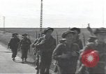 Image les troupes britanniques CAEN France, 1944, de la seconde 14 séquences d'archives historiques vidéo 65675075100