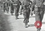 Image les troupes britanniques CAEN France, 1944, de la seconde 24 séquences d'archives historiques vidéo 65675075100