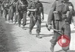 Image les troupes britanniques CAEN France, 1944, de la seconde 25 séquences d'archives historiques vidéo 65675075100