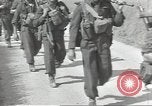 Image les troupes britanniques CAEN France, 1944, de la seconde 28 séquences d'archives historiques vidéo 65675075100