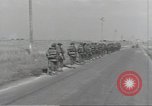 Image les troupes britanniques CAEN France, 1944, de la seconde 55 séquences d'archives historiques vidéo 65675075100