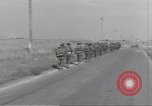 Image les troupes britanniques CAEN France, 1944, de la seconde 57 séquences d'archives historiques vidéo 65675075100