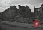 Image civils français CAEN France, 1944, de la seconde 9 séquences d'archives historiques vidéo 65675075101