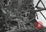 Image civils français CAEN France, 1944, de la seconde 17 séquences d'archives historiques vidéo 65675075101