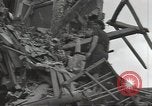 Image civils français CAEN France, 1944, de la seconde 21 séquences d'archives historiques vidéo 65675075101