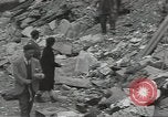 Image civils français CAEN France, 1944, de la seconde 29 séquences d'archives historiques vidéo 65675075101